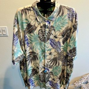 Tommy Bahama Casual Dress Shirt